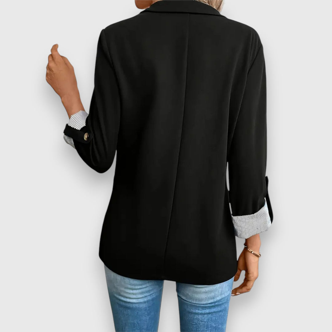 Elizabeth – Classic Style Blazer