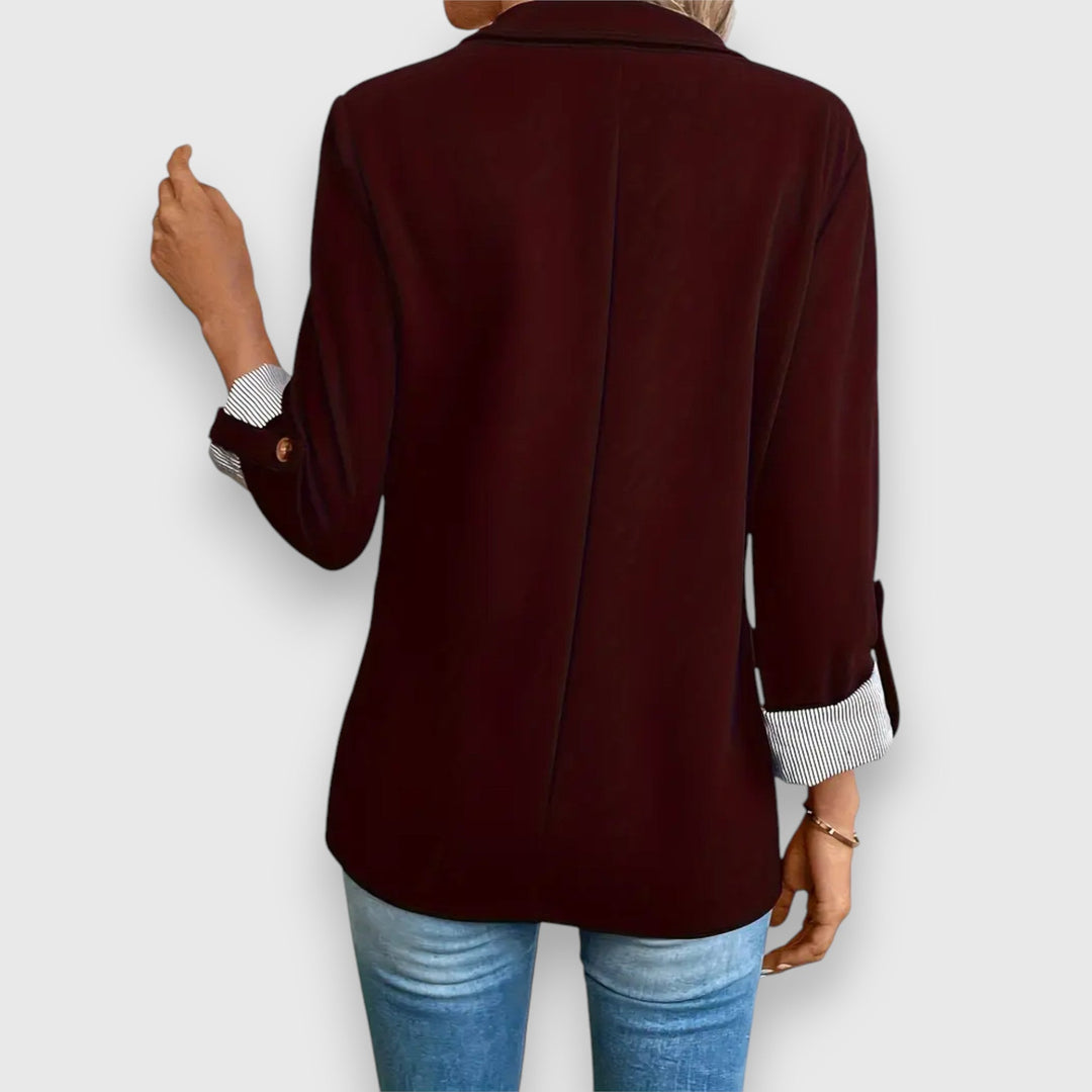 Elizabeth – Classic Style Blazer