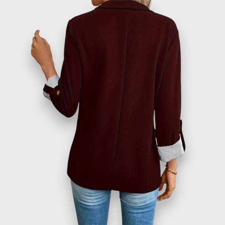 Elizabeth – Classic Style Blazer